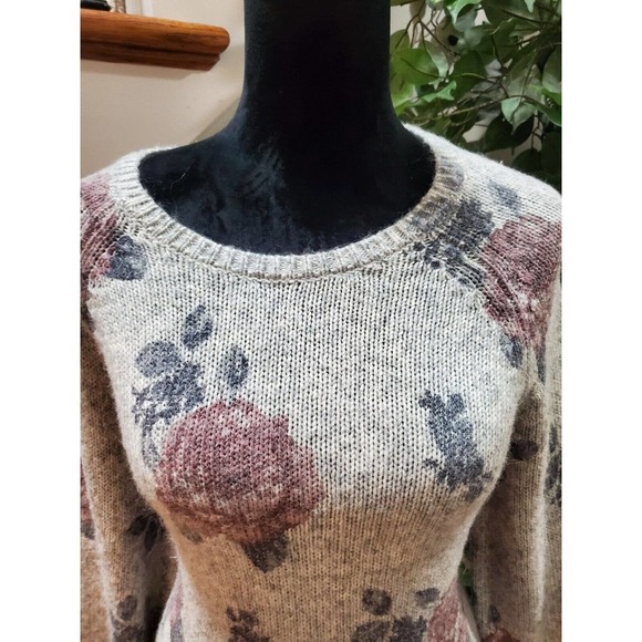 Lucky Brand Women Gray Floral Cotton Round Neck Long Sleeve Pullover Sweater M - Picture 2 of 12